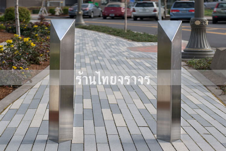 traffic bollards6